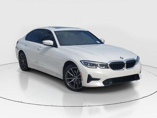 2022 BMW 330 i