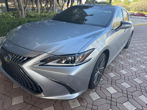 2023 Lexus ES 350