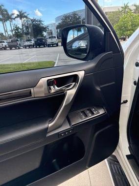 2023 Lexus GX 460 Luxury
