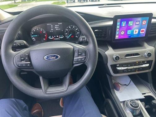 2021 Ford Explorer Base