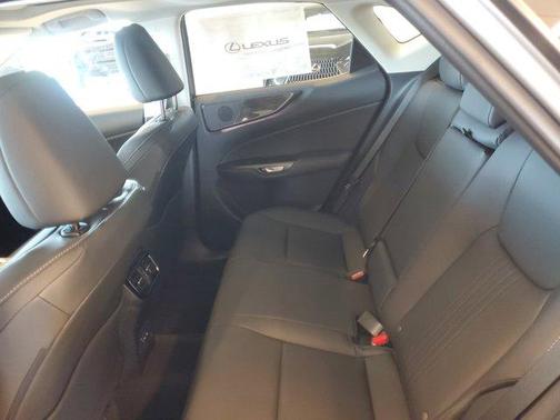 2025 Lexus NX 350h Premium