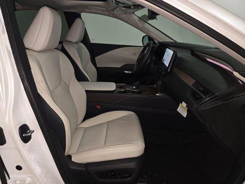 Eminent White Pearl 2025 Lexus RX 350 Premium Plus