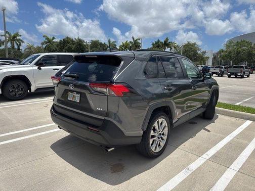 Magnetic Gray Metallic 2021 Toyota RAV4 XLE Premium