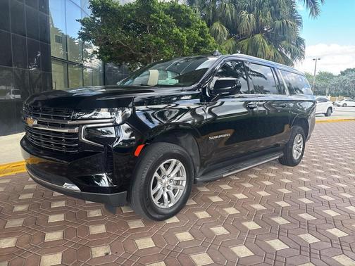 2021 Chevrolet Suburban LT