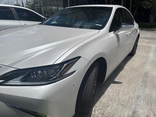 2023 Lexus ES 350