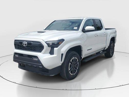 Ice 2025 Toyota Tacoma SR5