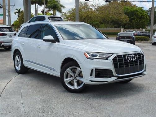 2022 Audi Q7 55 Premium
