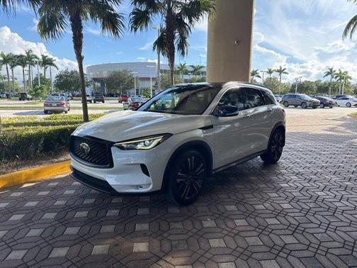 2022 INFINITI QX50 Luxe
