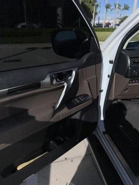 2023 Lexus GX 460 Base