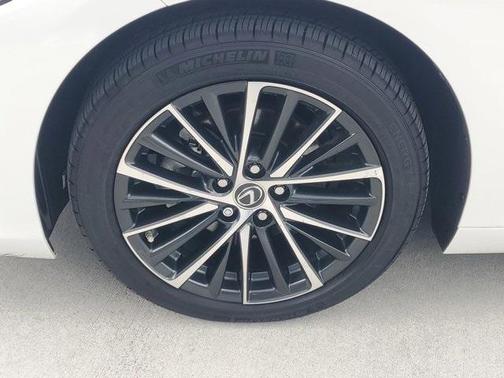 2025 Lexus ES 350 