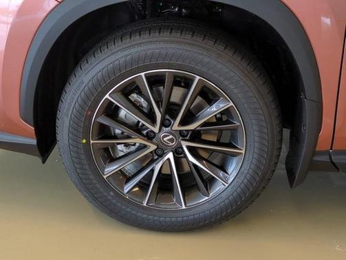 2025 Lexus NX 350h Base
