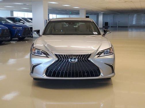 2025 Lexus ES 350