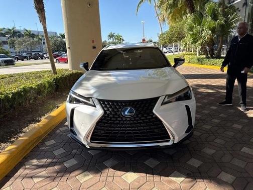 2024 Lexus UX 250h Base