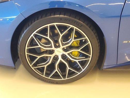 2022 Chevrolet Corvette Stingray w/2LT