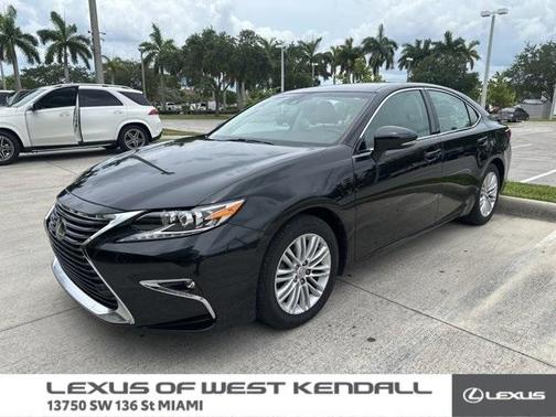 2017 Lexus ES 350 Base