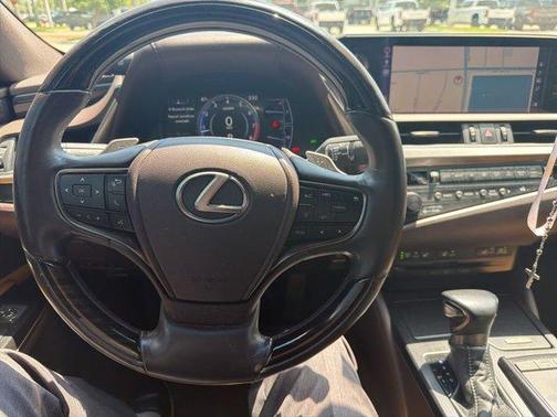 Black 2019 Lexus ES 350