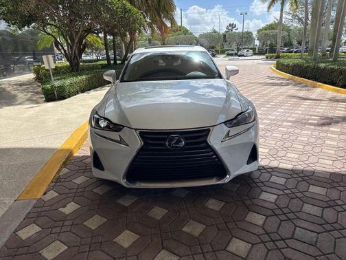 White 2018 Lexus IS 300 Base