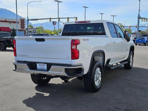 Summit White 2024 Chevrolet Silverado 3500 LT