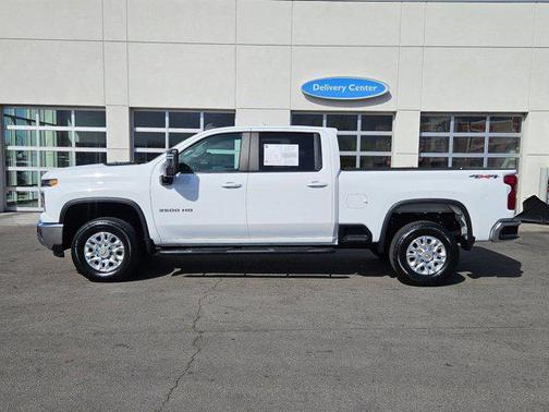 Summit White 2024 Chevrolet Silverado 3500 LT