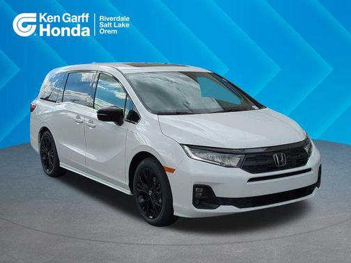 Platinum White Pearl 2026 Honda Odyssey Sport-L