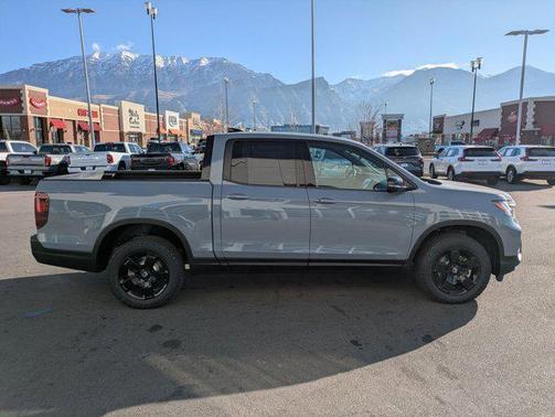 Sonic Gray Pearl 2026 Honda Ridgeline Black