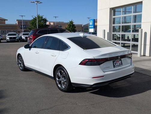 Platinum White Pearl 2023 Honda Accord EX