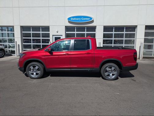 Radiant Red Metallic II 2026 Honda Ridgeline RTL