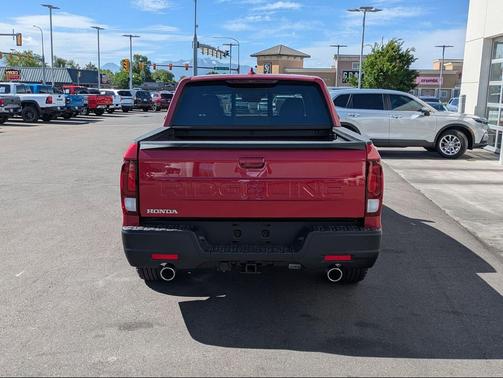 Radiant Red Metallic II 2026 Honda Ridgeline RTL