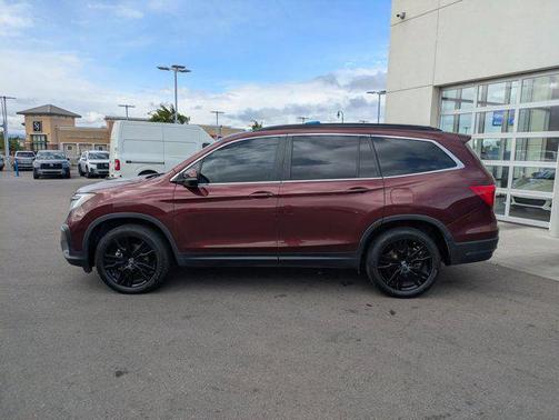 Deep Scarlet Pearl 2022 Honda Pilot AWD Special Edition