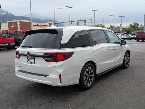 Platinum White Pearl 2026 Honda Odyssey EX-L