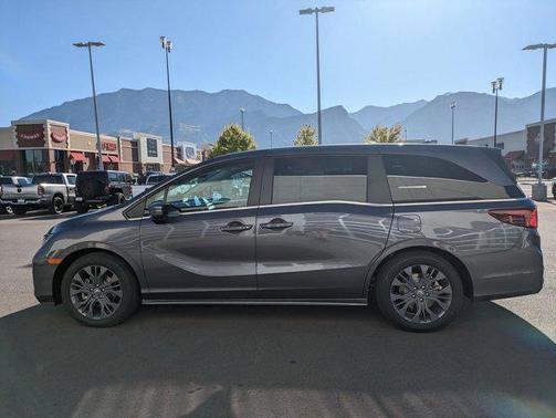 Modern Steel Metallic 2026 Honda Odyssey Touring