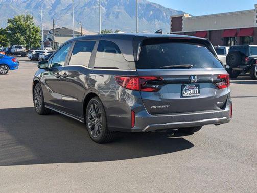 Modern Steel Metallic 2026 Honda Odyssey Touring
