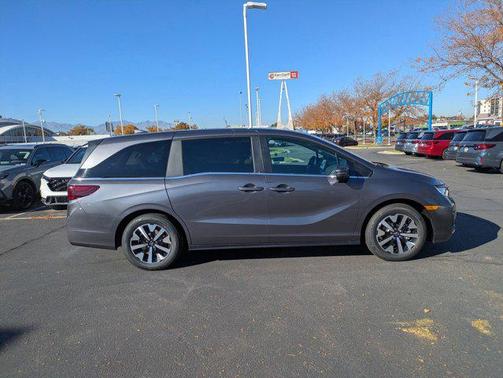 Modern Steel Metallic 2026 Honda Odyssey EX-L