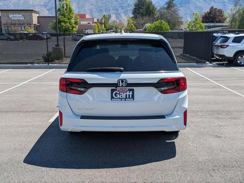 Platinum White Pearl 2026 Honda Odyssey EX-L