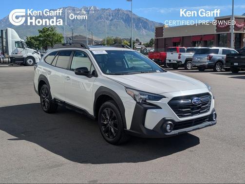 Crystal White Pearl 2025 Subaru Outback Onyx Edition