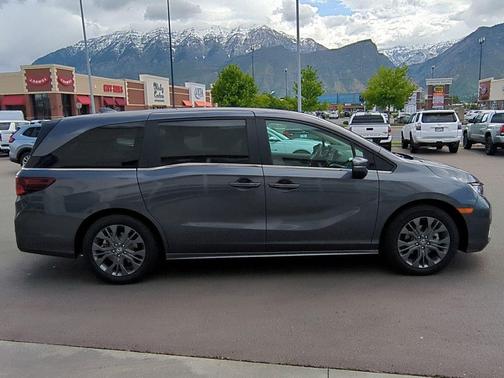 Modern Steel Metallic 2026 Honda Odyssey Touring