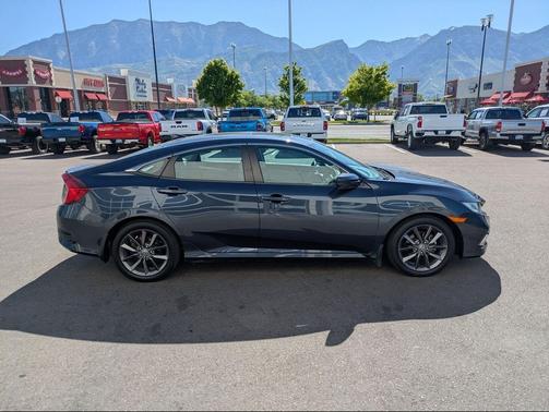 Modern Steel Metallic 2020 Honda Civic EX-L