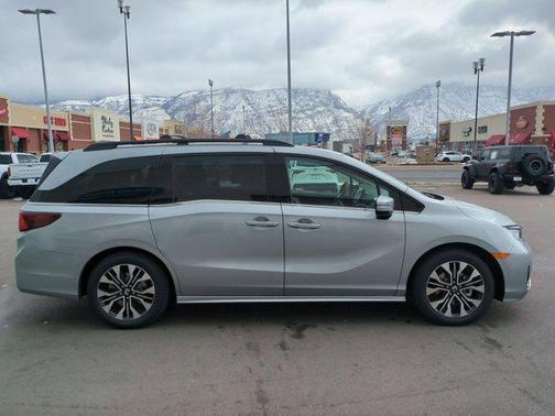 Solar Silver Metallic 2026 Honda Odyssey Elite