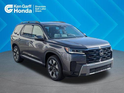 Modern Steel Metallic 2026 Honda Pilot Touring 8-Passenger