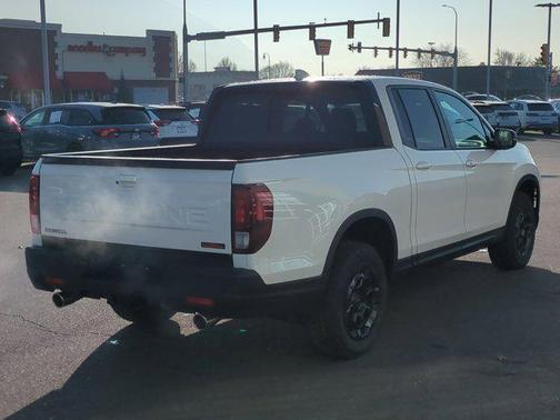 Platinum White Pearl 2026 Honda Ridgeline TrailSport+