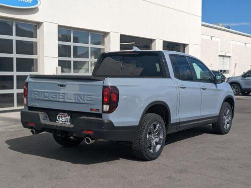 Sonic Gray Pearl 2026 Honda Ridgeline TrailSport