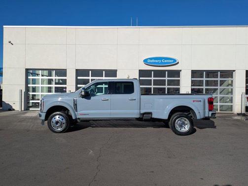 Glacier Gray Metallic TriCoat 2024 Ford F-450 Limited