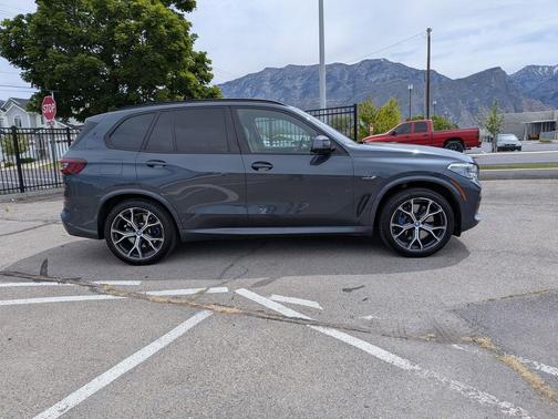 Arctic Grey Metallic 2022 BMW X5 PHEV xDrive45e