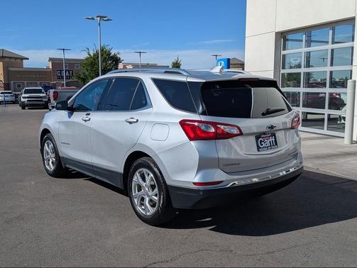 Silver Ice Metallic 2020 Chevrolet Equinox L