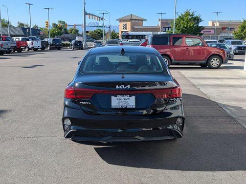 Aurora Black 2023 Kia Forte LXS