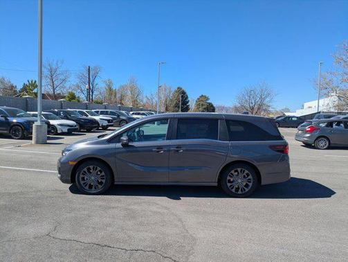 Modern Steel Metallic 2026 Honda Odyssey Touring