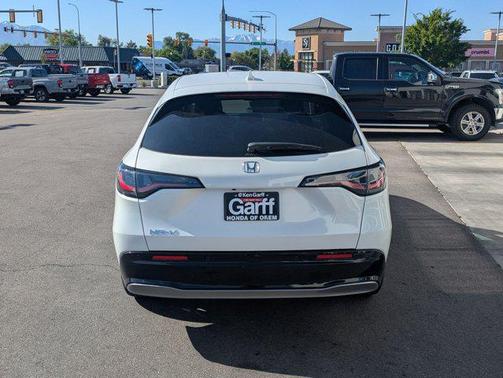 Platinum White Pearl 2027 Honda HR-V EX-L