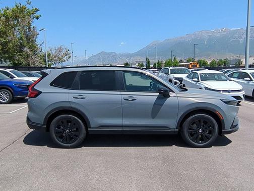 Urban Gray Pearl 2026 Honda CR-V Hybrid Sport Touring AWD