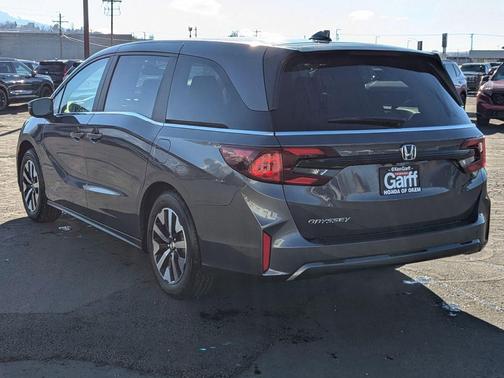 Modern Steel Metallic 2026 Honda Odyssey EX-L