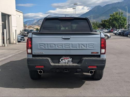 Sonic Gray Pearl 2026 Honda Ridgeline TrailSport